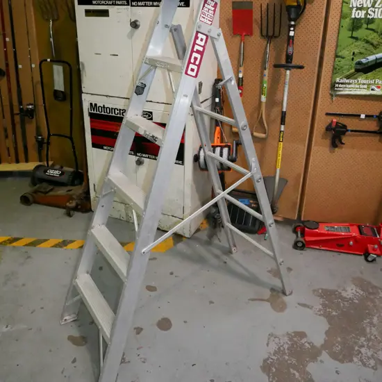 Alco 5 step aluminium ladder