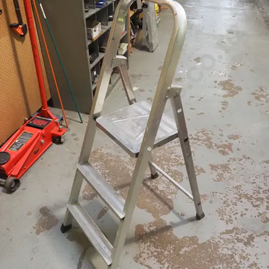 small aluminium painter's ladder