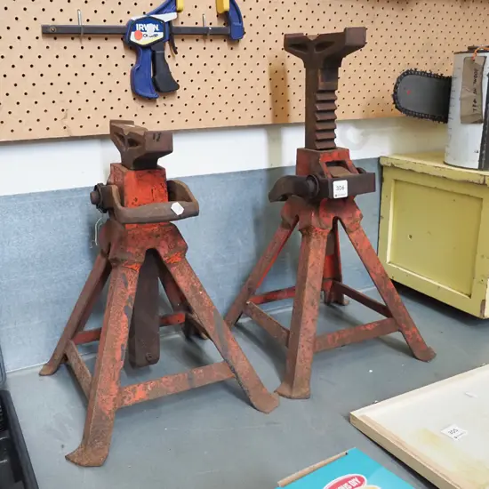 2x pairs if heavy duty axle stands