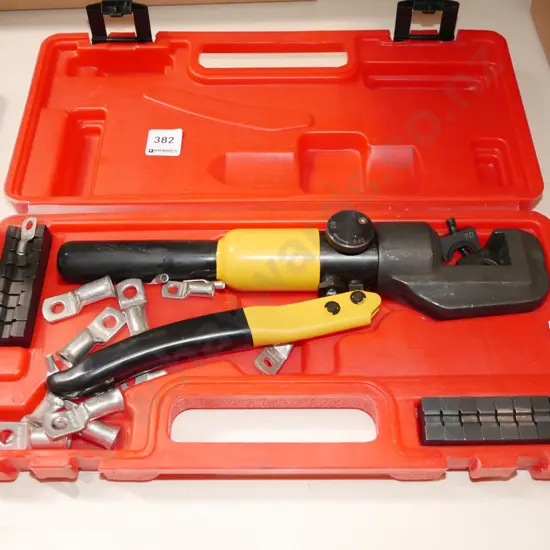 cased hydraulic crimping tool
