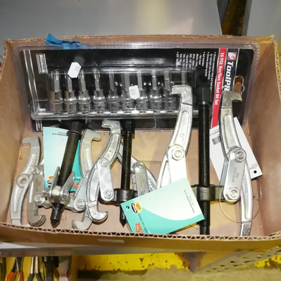 box; gear pullers, hex torque socket set