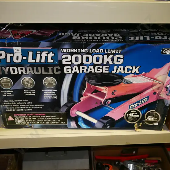 boxed Pro Lift 2000kg trolley jack