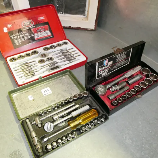2x socket sets, 24 piece tap and die set