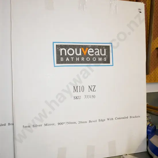 900x750 5mm silver bathroom mirror with bevelled edge and concealed brackets