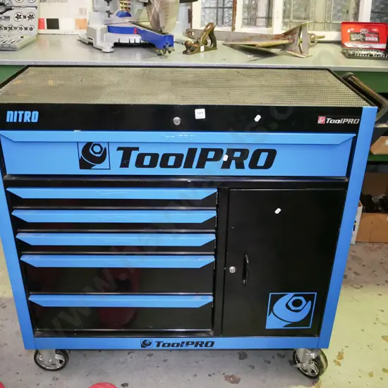 Tool Pro Nitro workshop tool chest on casters H-1010 W-1120 D-460 Keys in office