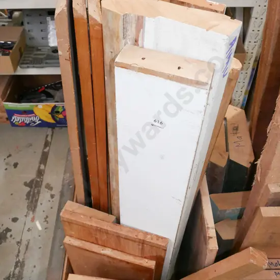 various lengths of rimu