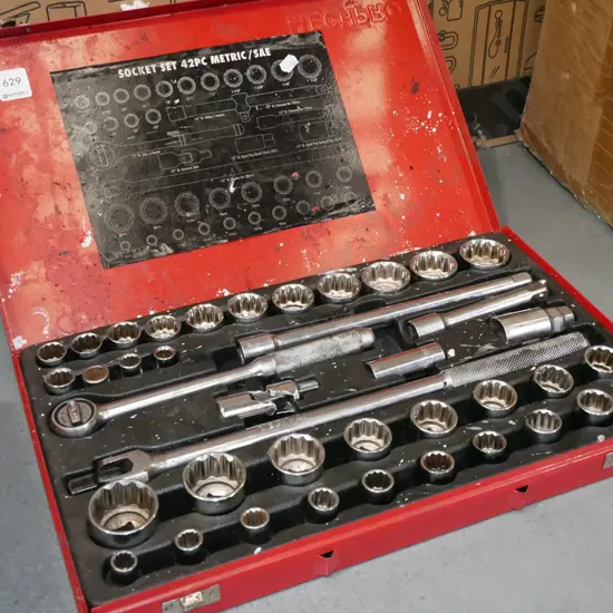 42 piece metric socket set