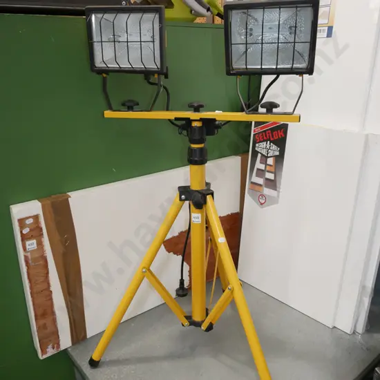 twin halogen lights on tripod stand