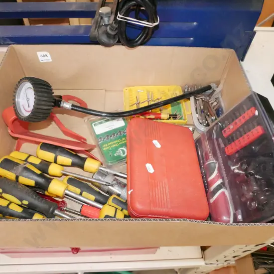 box; screwdriver sets, screwdrivers, tyre inflater etc