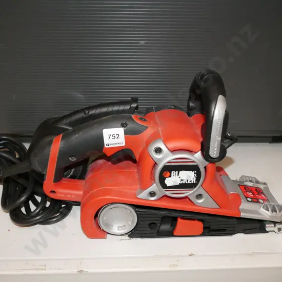 Black & Decker belt sander
