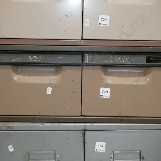 2x metal workshop drawers