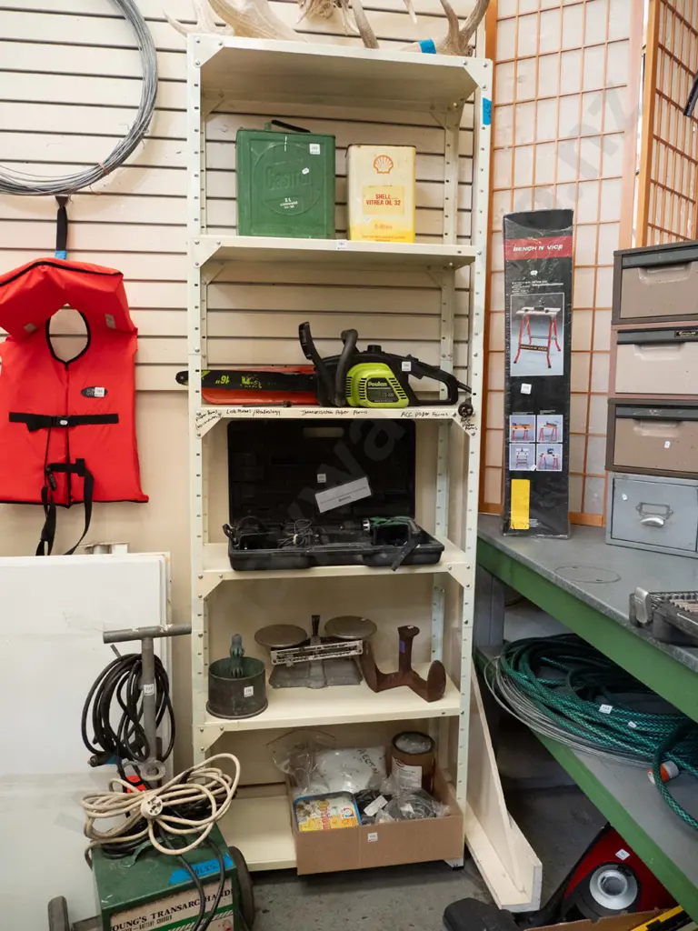 metal workshop shelves H-2150 W-740 D-290 Image 1++