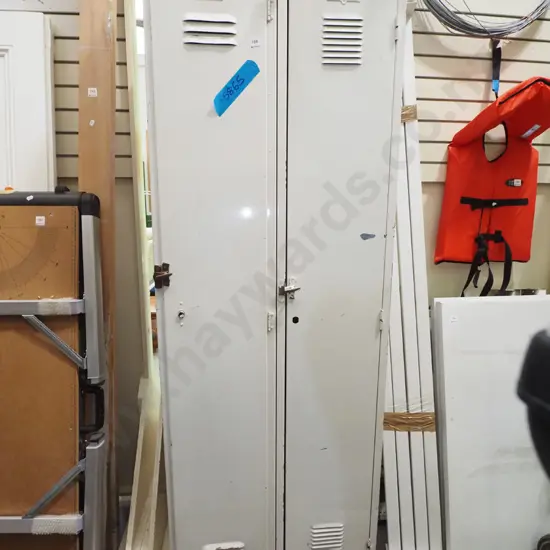 2 door lockers H-1830 W-620 D-460