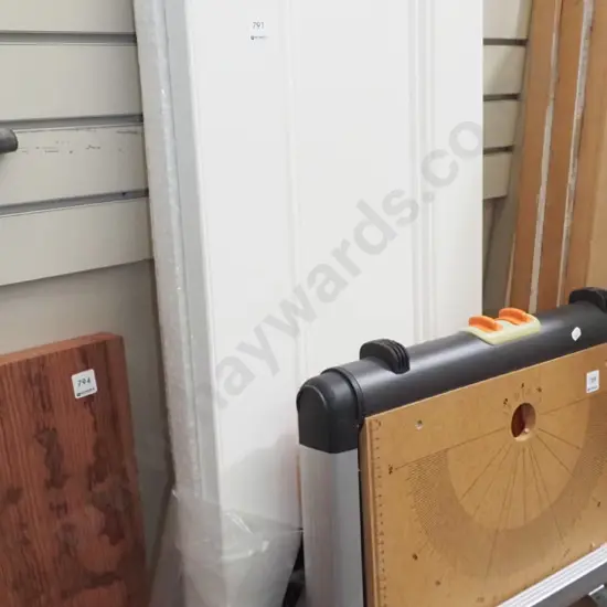 2x white painted cupboard doors H-1850 W-450