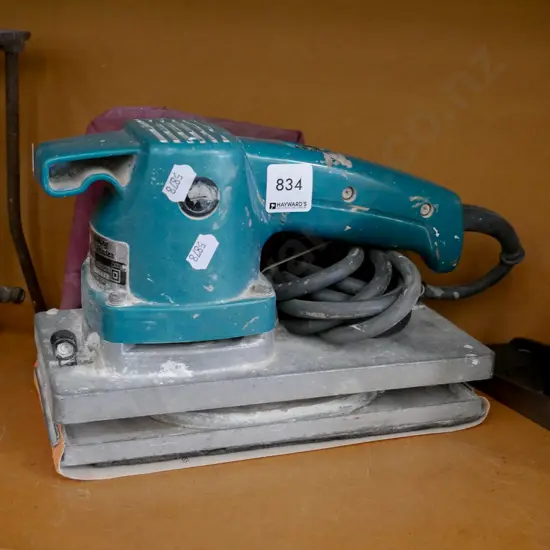 Makita orbital sander