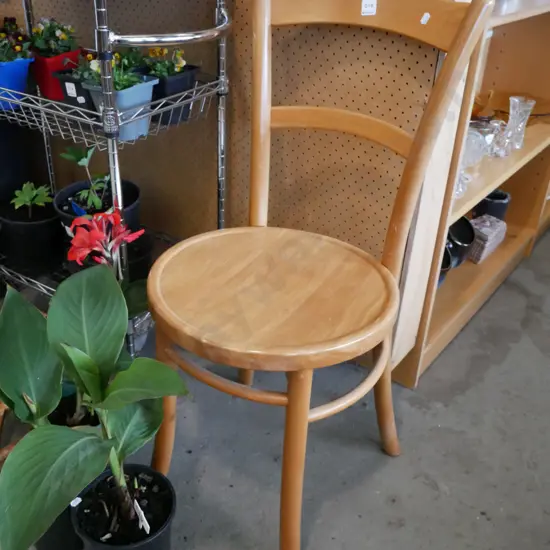 rimu dining chair