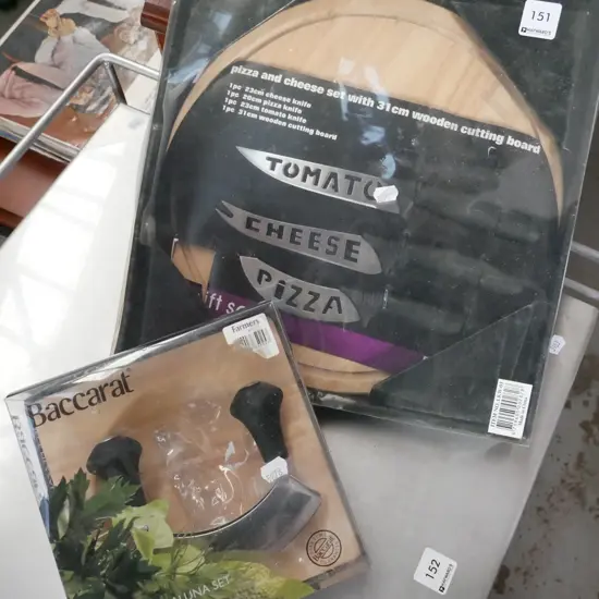 pizza and cheese set, 2 piece mezzaluna set