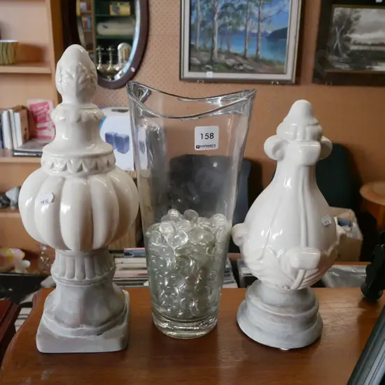 2x ceramic ornamental finials H-370, glass vase, polished beads