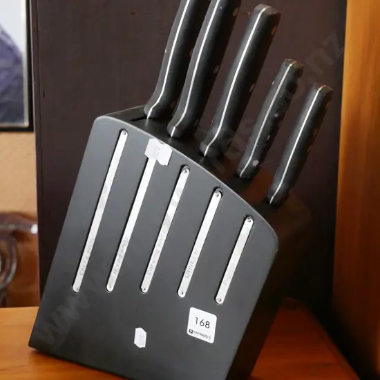 knife block and knives