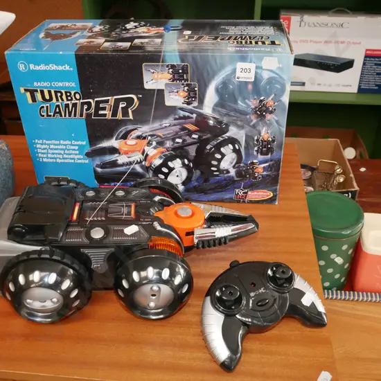 remote control vehicle - turbo clamper
