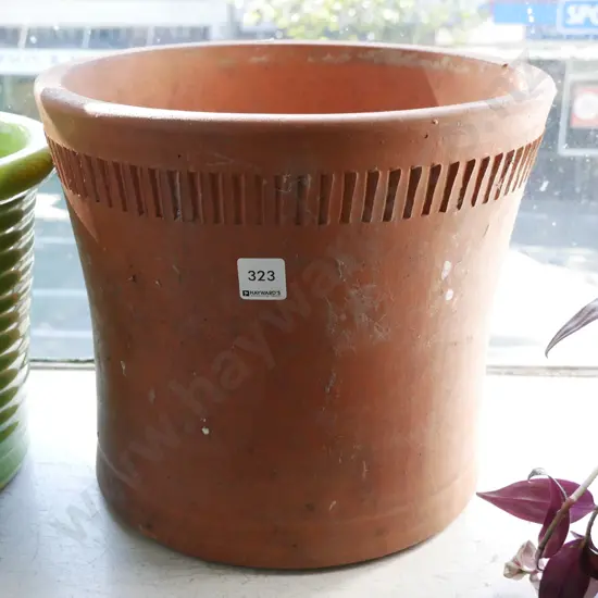terracotta garden planter H-280
