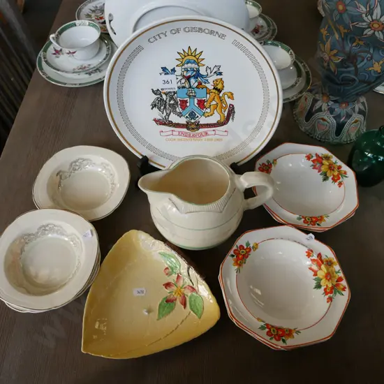 Crown Lynn Endeavour plate, sweet dishes, jug etc