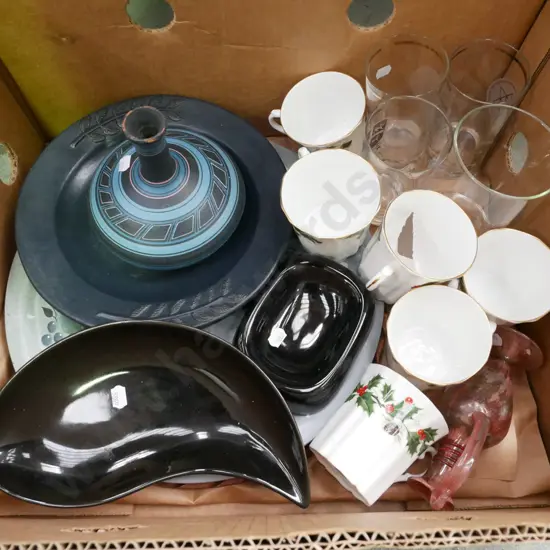 box; bowls, vases, tumblers etc