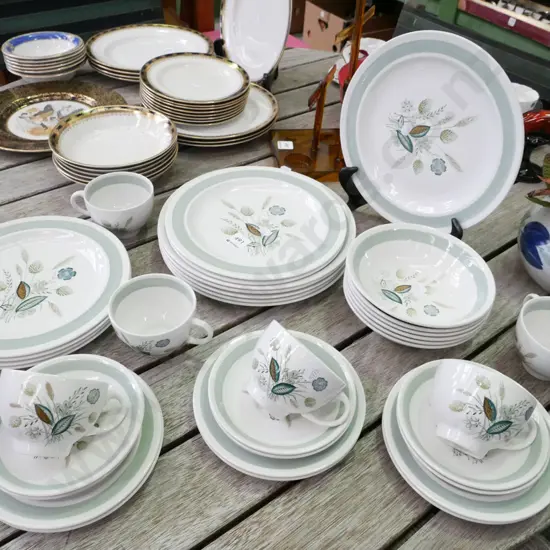 Woods Cloverley plates, bowls, cups, saucers