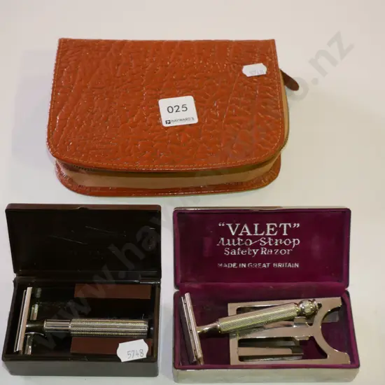 2x vintage safety razors, part leather toilet set