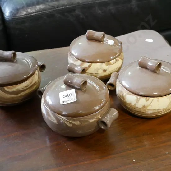 4x Temuka Te Rona lidded soups