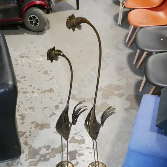 2x metal bird figurines H-1000