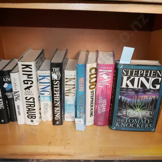 bay of Stephen King novels