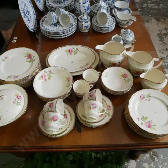Staffordshire, Swinnertons dinnerware items, plates, bowls,cups, saucers etc (some crazing)