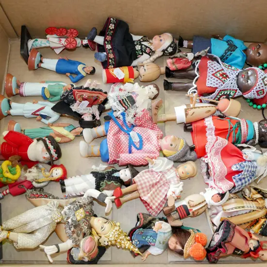 box of dolls of the world