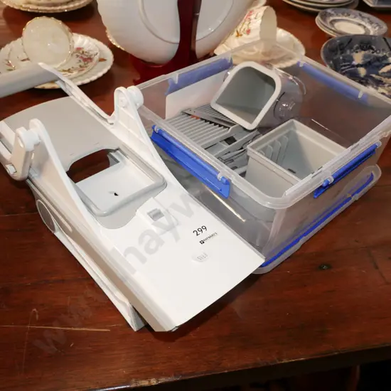 vertical mandolin slicer