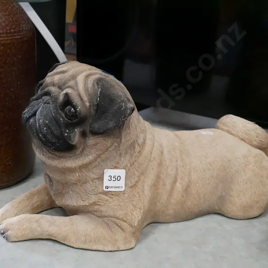 composite dog figurine H-210