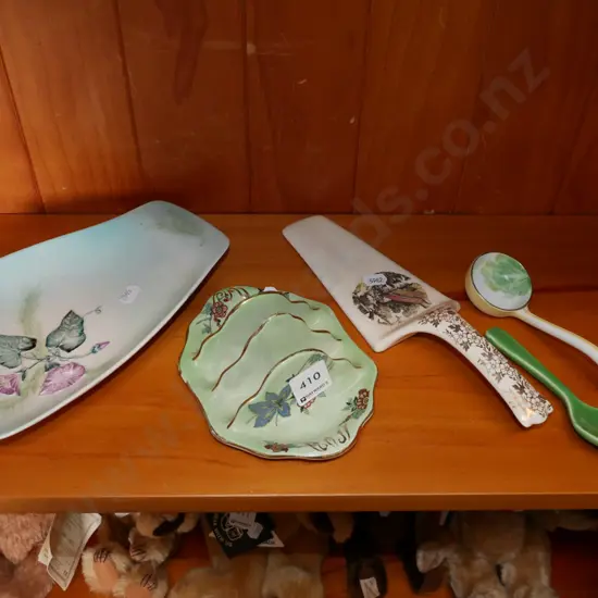 Carlton ware dish, cake server, spoons etc