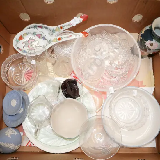 box; glass bowls, vases etc
