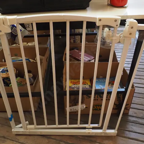 child's safety gate