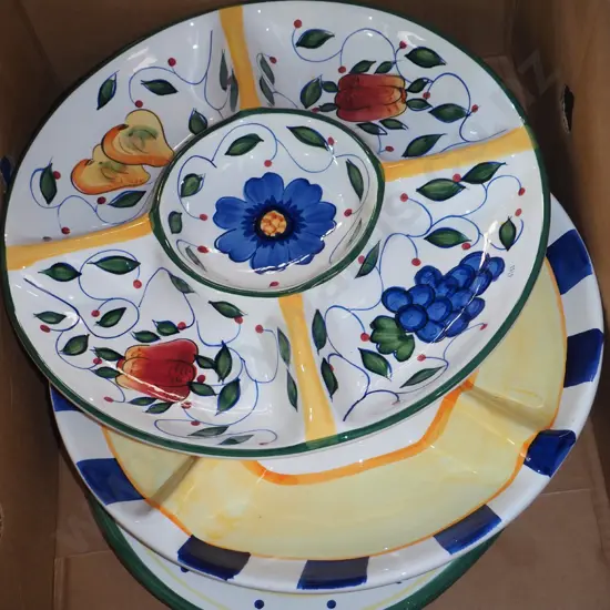 box; 3x large serving platters