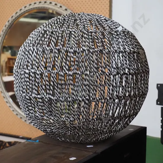 rope globe light fitting