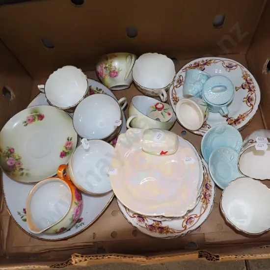 box; cups, saucers, plates