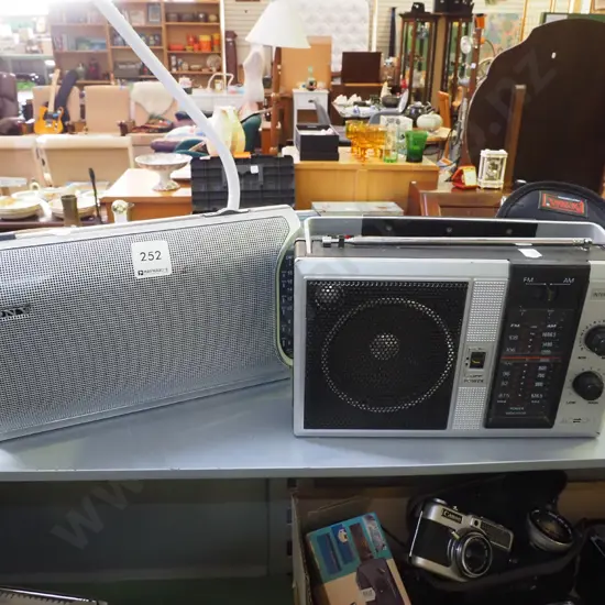 2x portable radios - 1 has no power cord