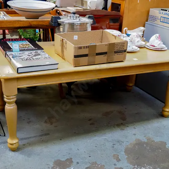 rubberwood turned leg coffee table H-480 W-1220 D-600