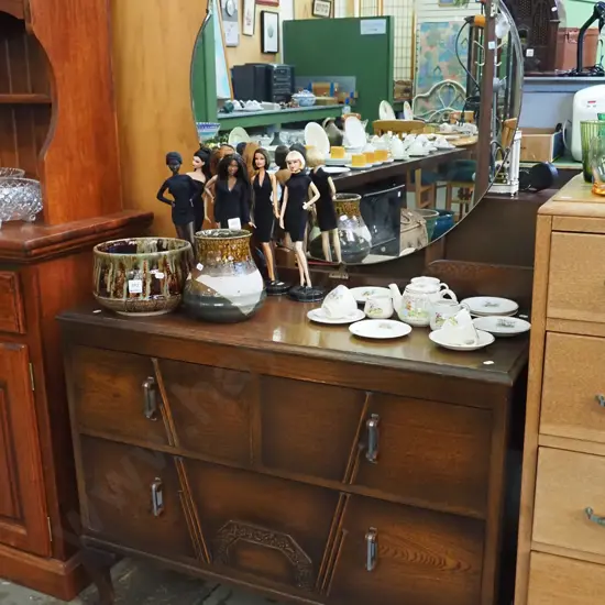 deco 3 drawer mirror back dresser H-1550 W-955 D-420