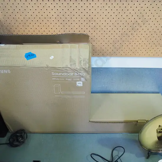 boxed as-new Samsung sound bar, B450