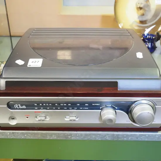 Watts radio and turntable