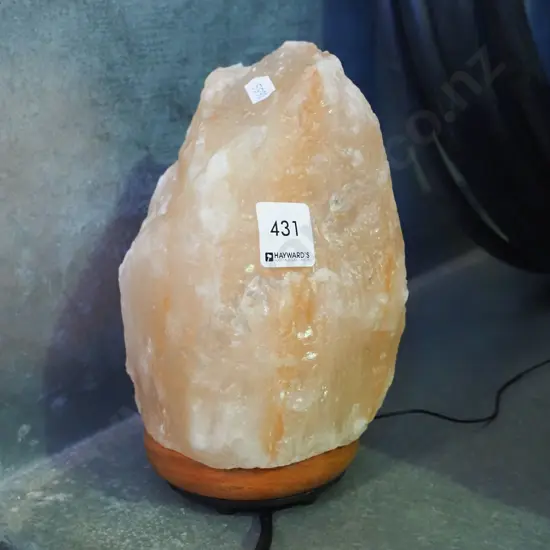 salt rock lamp