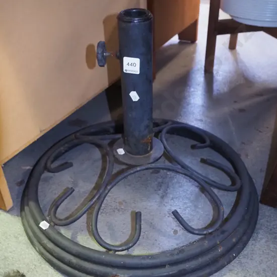 metal sun umbrella stand