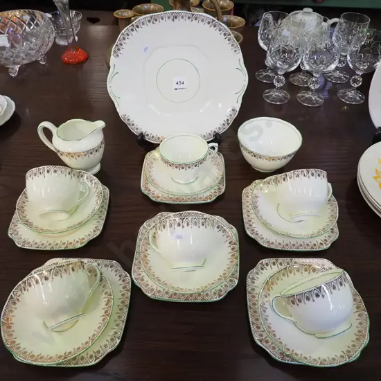 Salisbury 21 piece tea set